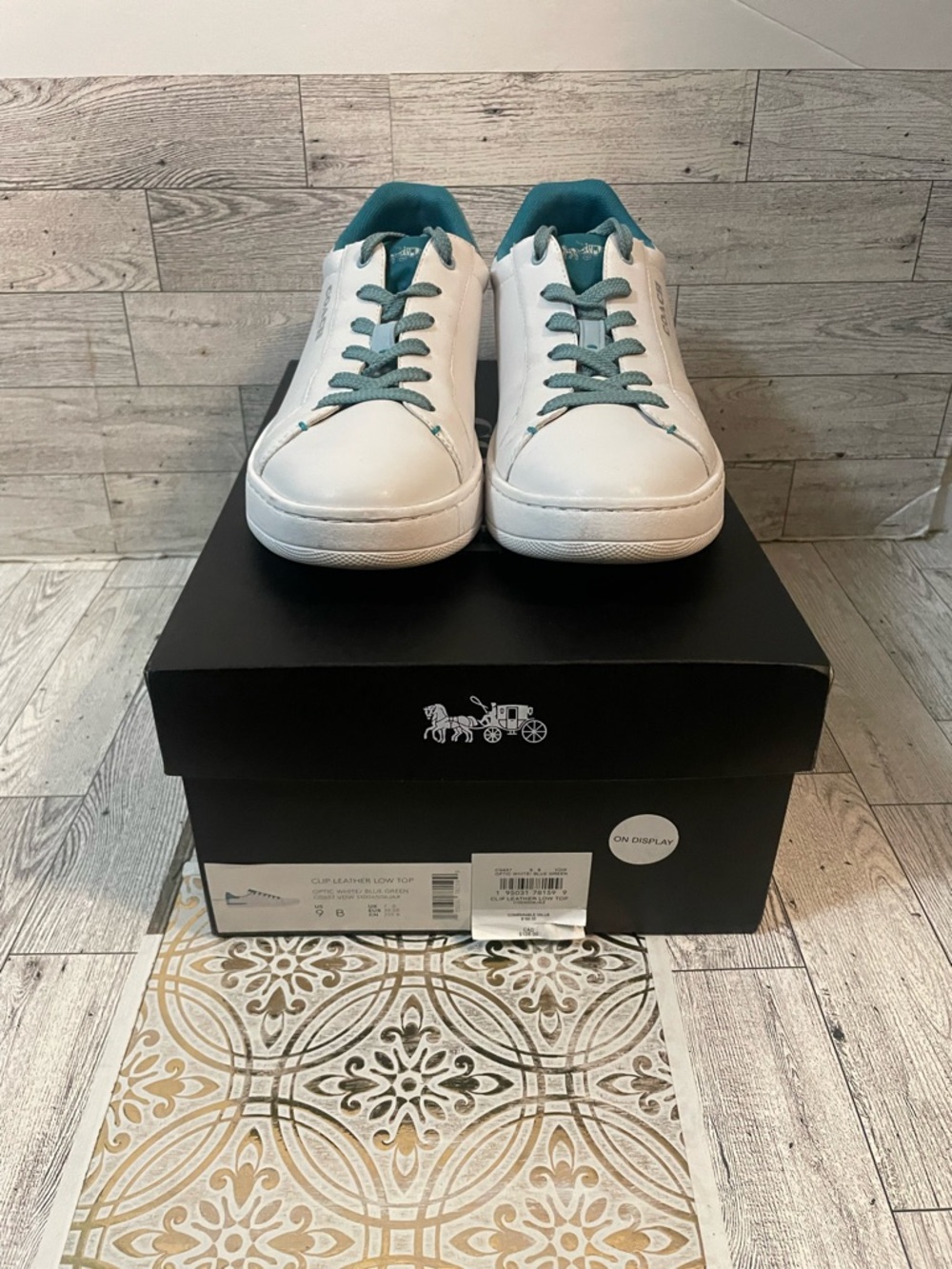 Coach clip White leather low top Sneakers with Teal women size 9 - Picture 7 of 10